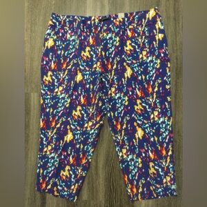 NWT Brand New Capris Blue/Purple Multicolored Pattern Plus Size 26 (4X)